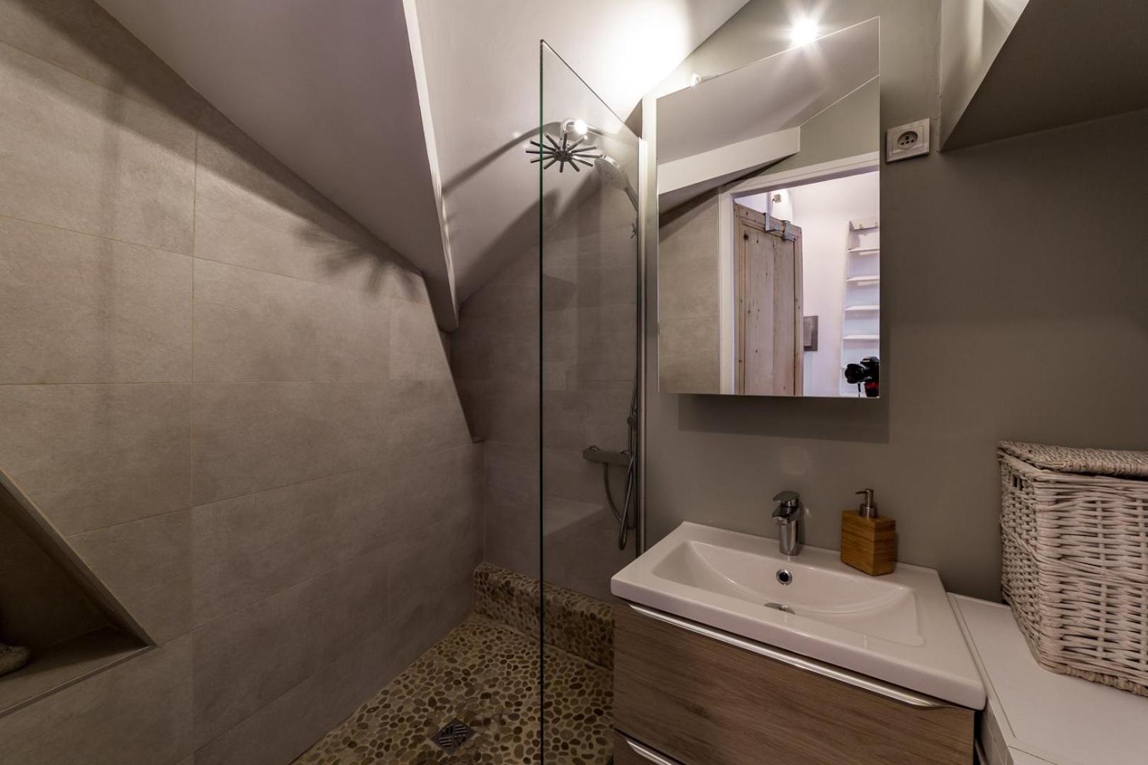Le Loft Des Artistes De La Croix-Rousse Ail Apartment Лион Екстериор снимка